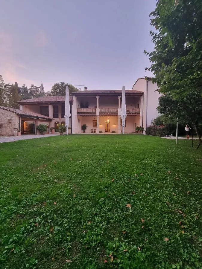 Villa Valmarana De Toni Creazzo 0*,